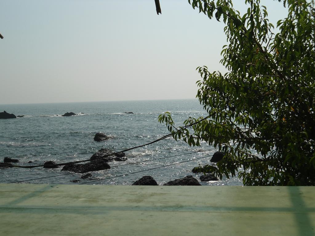Отель Arambol Hospitality Red Rock Экстерьер фото
